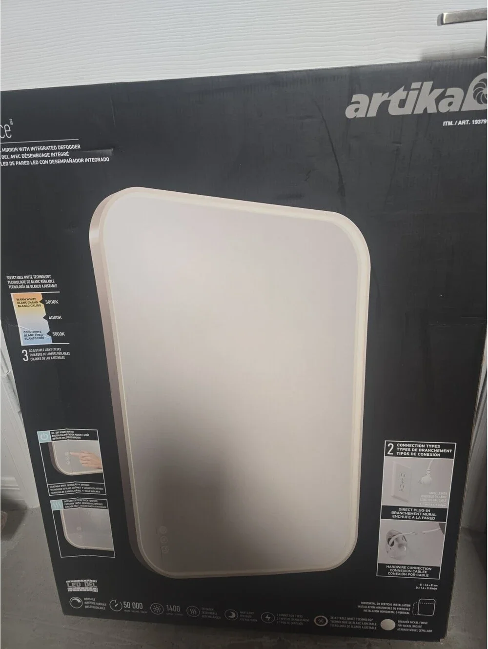 Artika Royce 32 x 24 Led Vanity Light